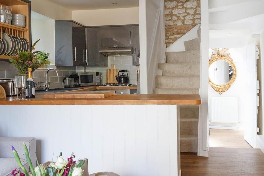 Stylish Painswick Getaway Villa Buitenkant foto
