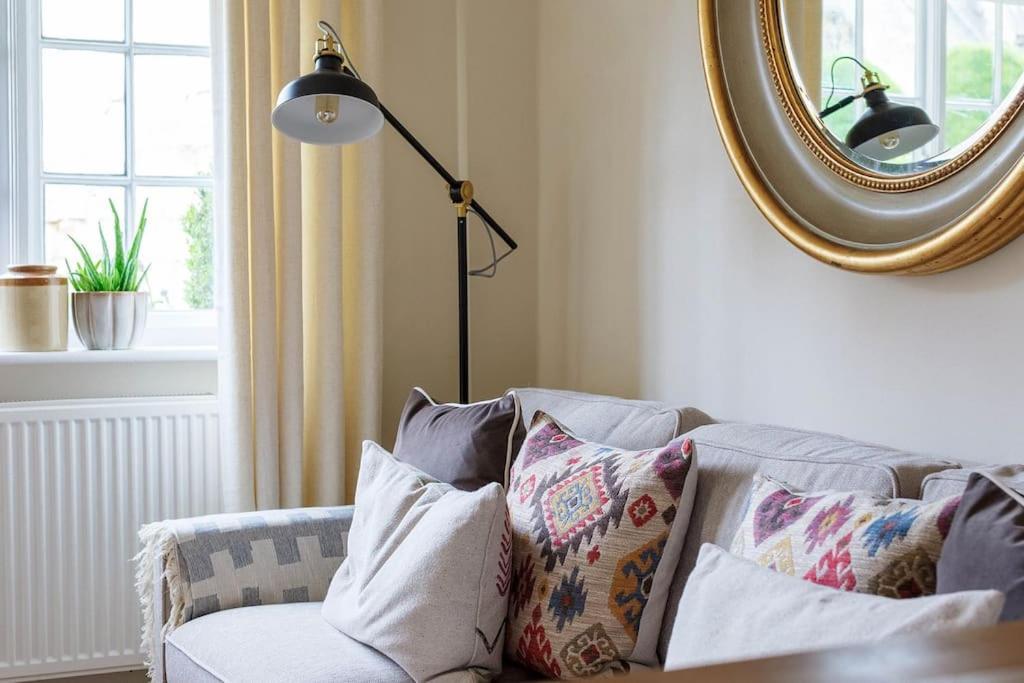 Stylish Painswick Getaway Villa Buitenkant foto